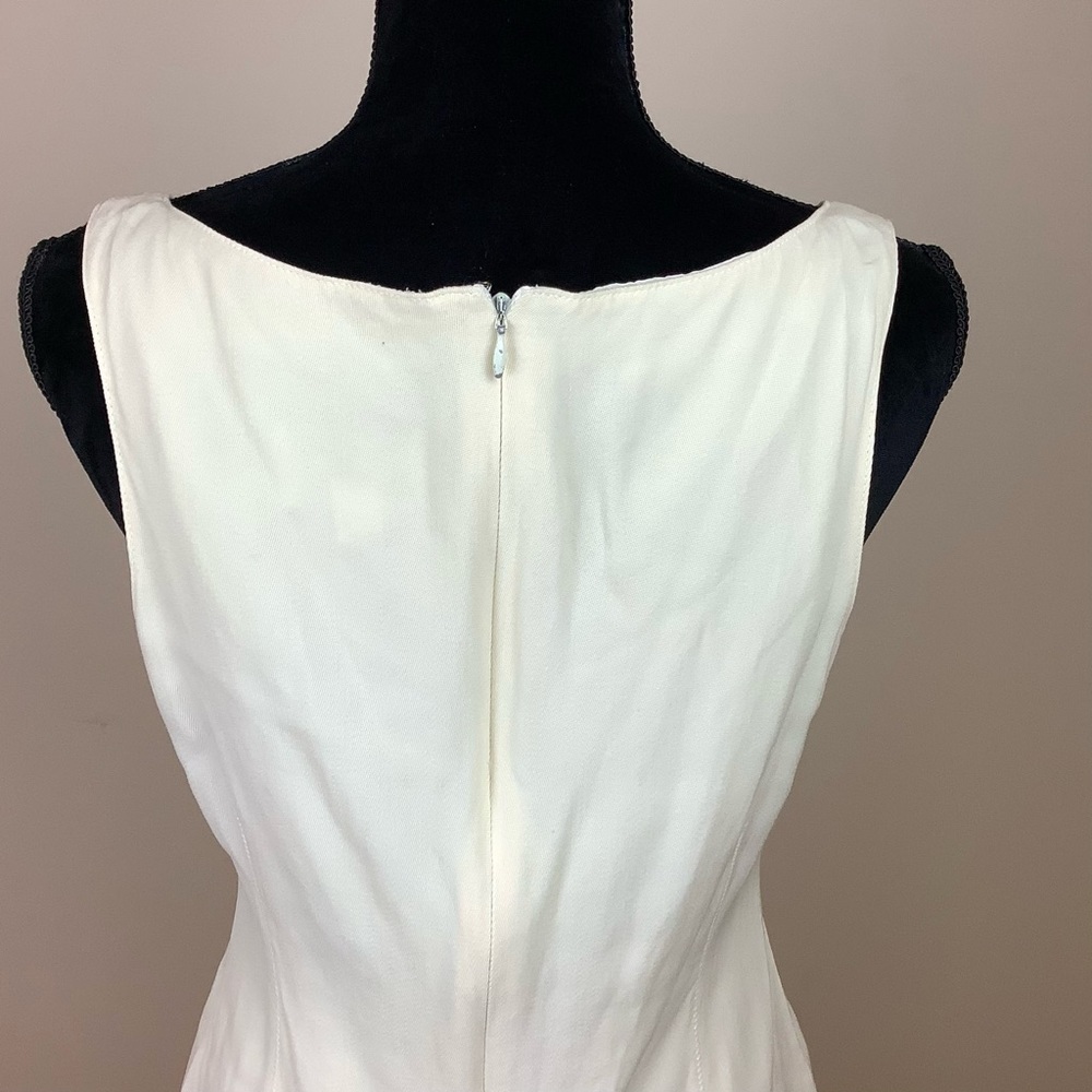EMANUEL UNGARO IVORY VINTAGE SHIFT SCOOP NECK DRESS - Picture 9 of 10